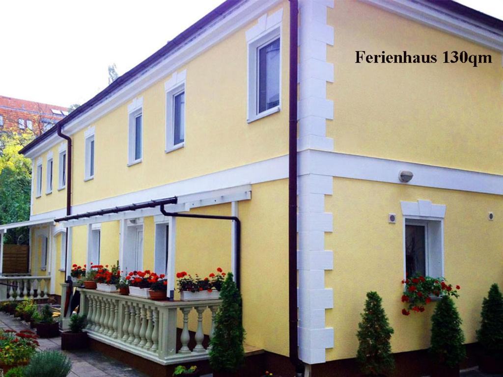 Ferienhaus Berlin Apartment ภายนอก รูปภาพ