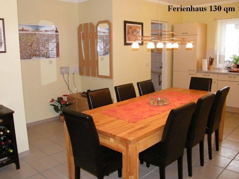 Ferienhaus Berlin Apartment ภายนอก รูปภาพ