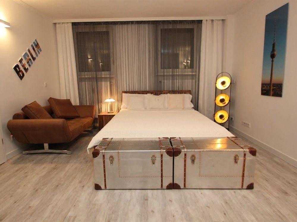 Ferienhaus เบอร์ลิน ภายนอก รูปภาพ