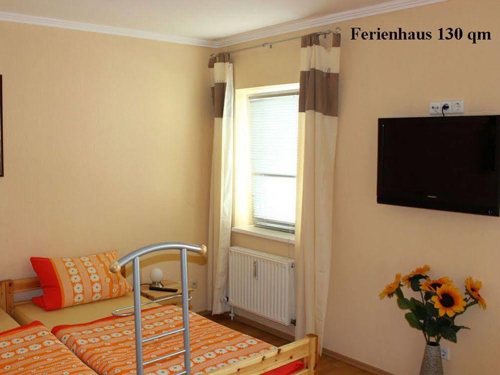 Ferienhaus เบอร์ลิน ภายนอก รูปภาพ